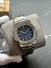 Patek Philippe Nautilus Blue Dial Men's Stainless Steel Watch (Quartz)